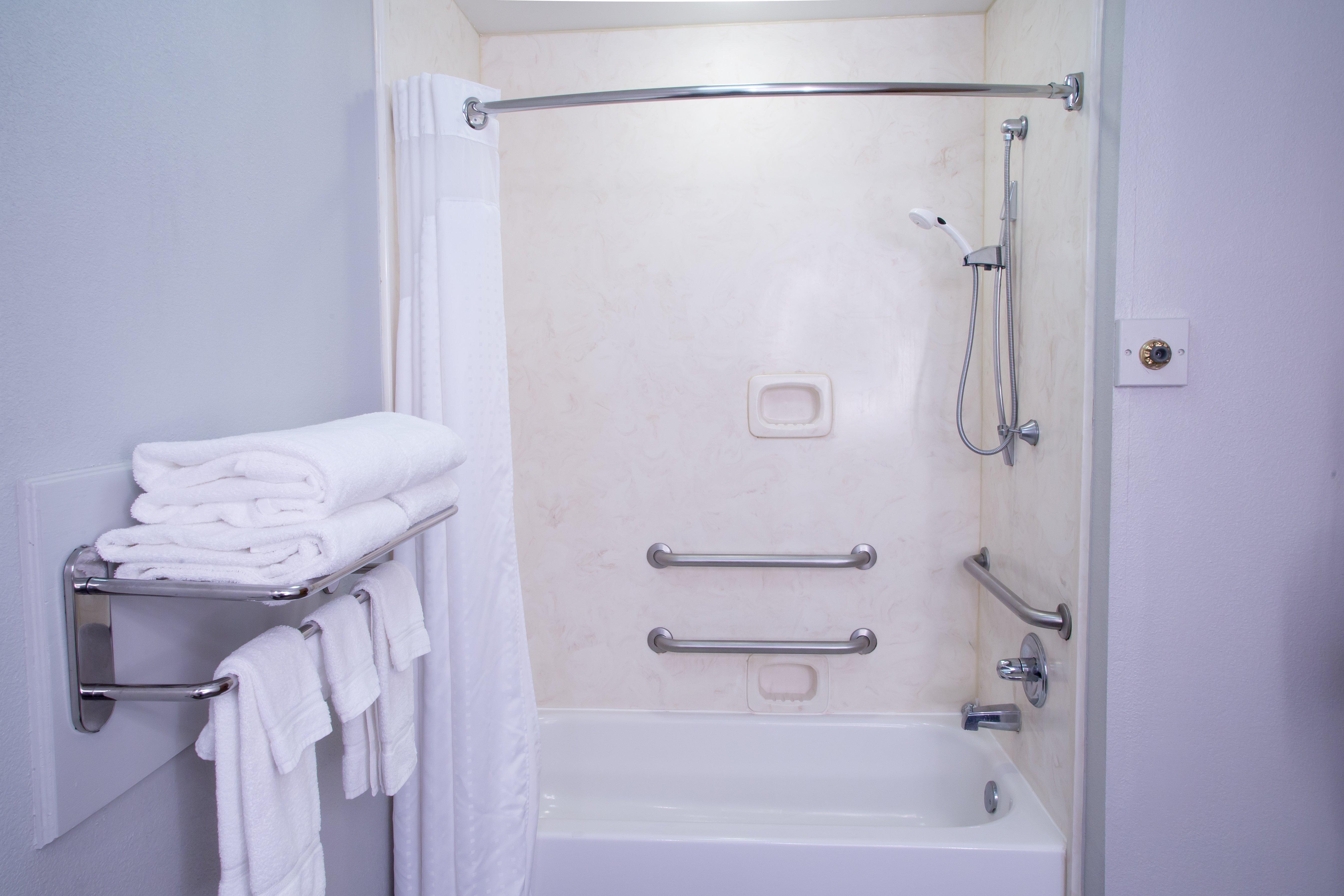 Holiday Express & - By Ihg Oxford